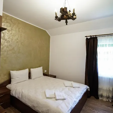 Pensiunea Trei Lalele Hotell 2*